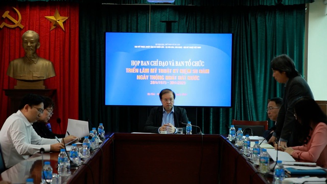 Lựa chọn tác phẩm xuất sắc, tiêu biểu cho Triển lãm mỹ thuật kỷ niệm 50 năm ngày đất nước thống nhất